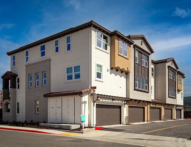exterior-912-kolbe-lane-moonstone-at-rosewood-brookfield-residential