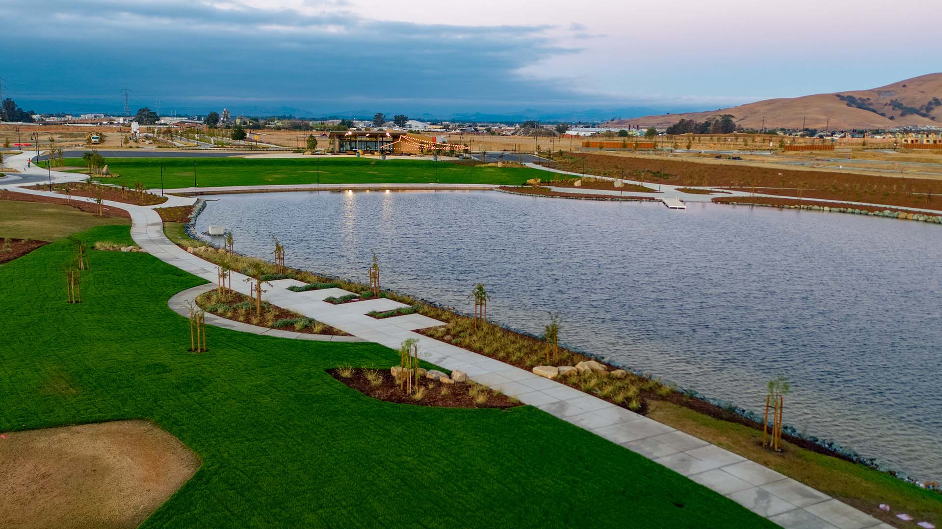21-Acre Lake-Park District